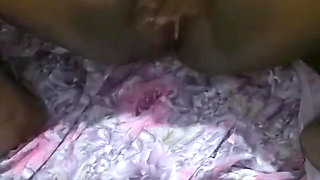 Indian Tamil auntypussy fingering