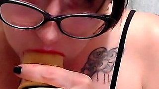 Extremelly Sloppy Throatfuck