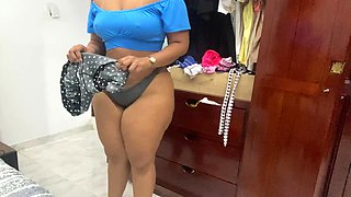 Camera records maid with voluptuous body
