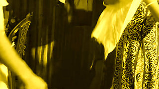 Horny Desi Bhabi Big Dick & Enjoys a Deep Throat Handjob Clean.