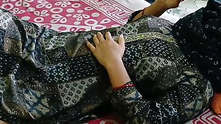 VAGINA REVIEW AND FOREPLAY ASIAN GIRL.