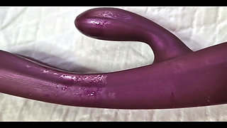 Gorgeous Italian MILF Has a Fantastic Orgasm with Terri From Honeyplaybox