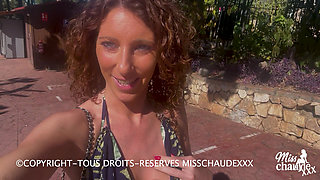 Misschaudexxx, I suck and get fucked in a cable car