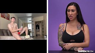 Inked brown-haired with good-sized globes luvs to see folks using fleshlights while fapping on web cam