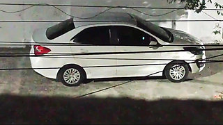 Fucks with Lover in the Car in Front of the House and Comes Back Full of Cum Smiling