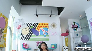 Nymphomaniac double dipping Vicki Chase