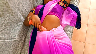 Akeli Bhabhi / Unsatisfied Aunty Fucked by Neighbour Boy -1