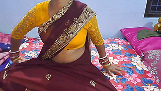 Indian newly love marriage couples Wife husband bedroom fucked in hindi sexy video