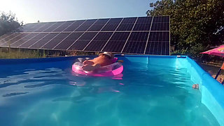 Hot Housewife on Vacation