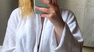 Big Boobs LauraHaze Doing Masturbation Slutcamzz