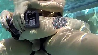 Nikki Brooks doms Lola Fae UW w Strapon