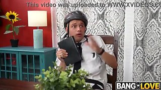Naughty Threesome Blowjob with Valerica Steele, Johnny Love & Brandy Renee - Hardcore Amateur Teen POV
