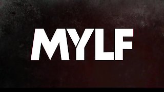 Sarah Taylor And Tommy Gunn In Sex Robot In High Heels Gets Her Settings Adjusted By Fat Cock In The Kitchen