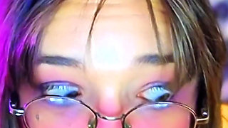 MILF Trans Girl Give the Best Blowjob
