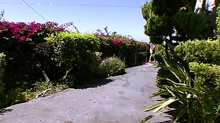 Busty tattooed blonde Nicole Malice fuck and blowjob in POV