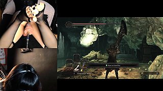 Red hair masturbates tight pussy with toys on webcam