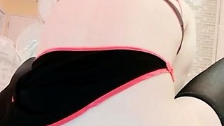 Brunette toys her pussy and ass on cam