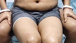 Newly Married Indian Wife Sonali with Her Husband on Wedding Night in Hotel Bathroom Part 1