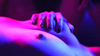 GIRLSWAY - 20's Chicks Have WILD THREE WAY At A Damsel's Only Bar! They Romped In Front Of Everyone! - Ivy Wolfe