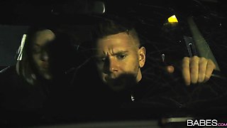 Sex story with hot babe Victoria Summers