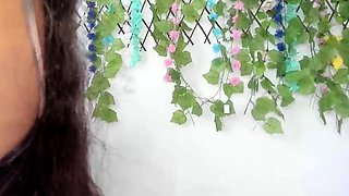 Beautiful brunette with big boobs jerk off instrucions