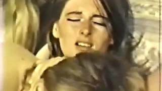 Blue Vanities 3-way: Licking, Pornhub  Lesbian Porn