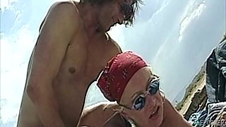 Delightful cougar temptress crazy sex video