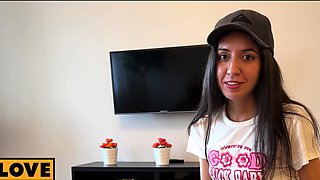 Screwing the cute delivery chick Katy West