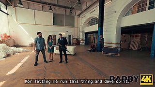 Daddy4k. little crevice for a lovely warehouse deal