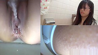 Asian teenagers 18+ Pissing