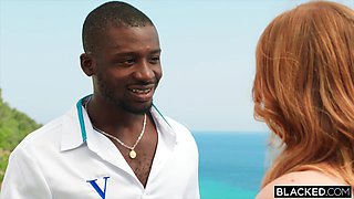 Two teeny bitches fucks two black rappers in a hotel's pool