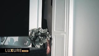 Sexy Anita Rover's wife sharing clip