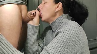 Hot Mature MILF Wife Gives Blowjob and Takes Cum in Mouth - Winonna8