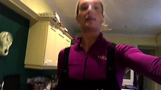 Amazing blonde german webcam milf high heel masturbation