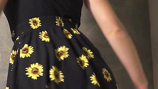 Teen Amateur Dancing And Flashing Her Ass Under Skirt