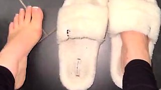 Amateur porn Gives Us Some Foot Fetish Aurora