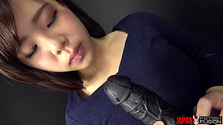 Reia Hoshino, the Queen of Saliva, Plays with Her Naughty Tongue for You