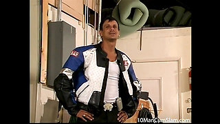 Movie From Gen Padova of 10 Man Cum Slam