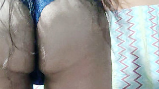 MILF Mature big ass stepmom looking for someone to fuck her