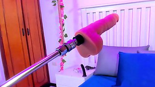 Hot amateur blonde pregnant toying her pussy solo