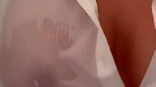 Wifey Shows Her Ass, Pussy and Tits. Her Perfect Body Is Fully on Show in This Take on Apt.