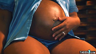 Pregnant ebony mommy craving for a penis