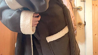 Pissing Pussy on the Toilet Sexy Hana Chan Cute Girl Petite