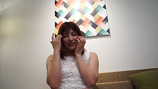 A069b01 She Enjoys a Two-way Affair with a Part-time Store Manager and a College Student Man. Saseko's Wife Who Will Let You You