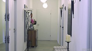 Amazing Stepmommy Banged On Bed - Julia Exclusiv