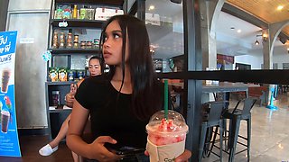 Thai hottie gives epic BJ in P