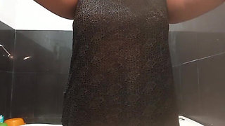 She She Plays Her Excited Pussy Well Her Well Excited with Boobs