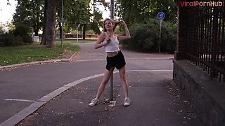 Amoral tart exciting porn clip