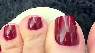 Transparent Platform Heels and Imperatrizbella’s Sexy Red Nails