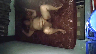 A Plump Wife. on the Touch of an Unknown Man Until a Great Orgasm